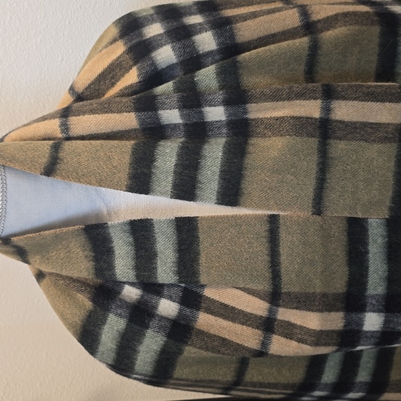 Edinburgh Plaid Wool Scarf Wrap Oversize - Picture 4 of 8